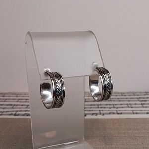 Avon Silver Patterned Hoop Pierced Earrings